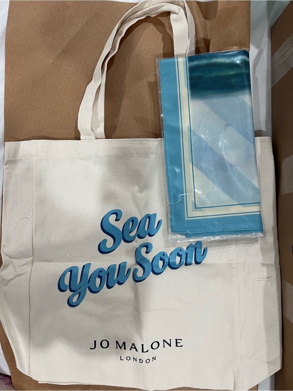 New! EXCLUSIVE Jo Malone Sea Salt Bergamot Sea You Soon tote and Silk Scarf